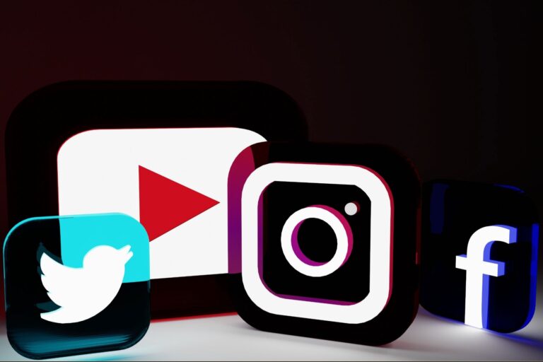 Top Reasons to Choose BBA Digital Marketing | Best Course after 12th Top Reasons to Choose BBA Digital Marketing