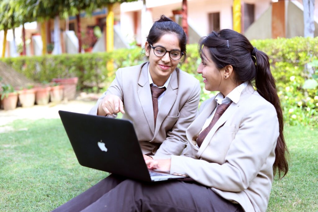 Top BCA Colleges in Meerut Cantt
