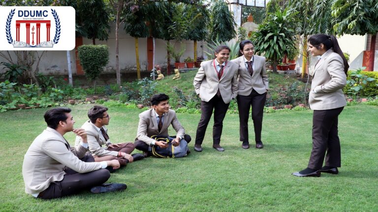 Which College is best for BBA? Extracurricular Activities in BCA